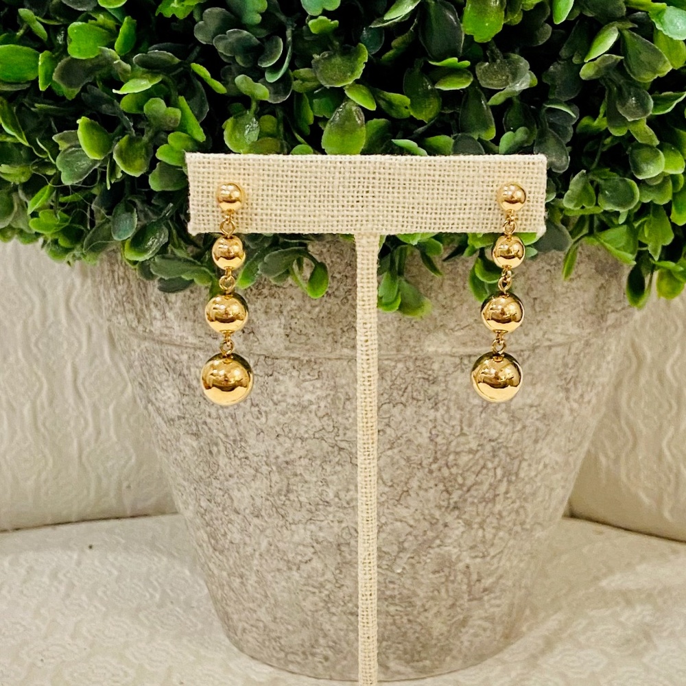F8- Classic Gold Bead Dangle Drop Earrings